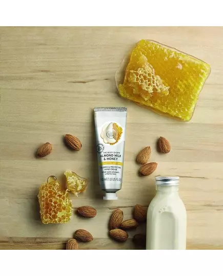 The Body Shop Crème pour les mains au lait d'amande et au miel 30ml, image 3