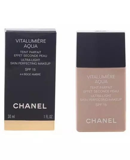 CHANEL Vitalumière Aqua fond de teint teinte #40-beige désert, image 5